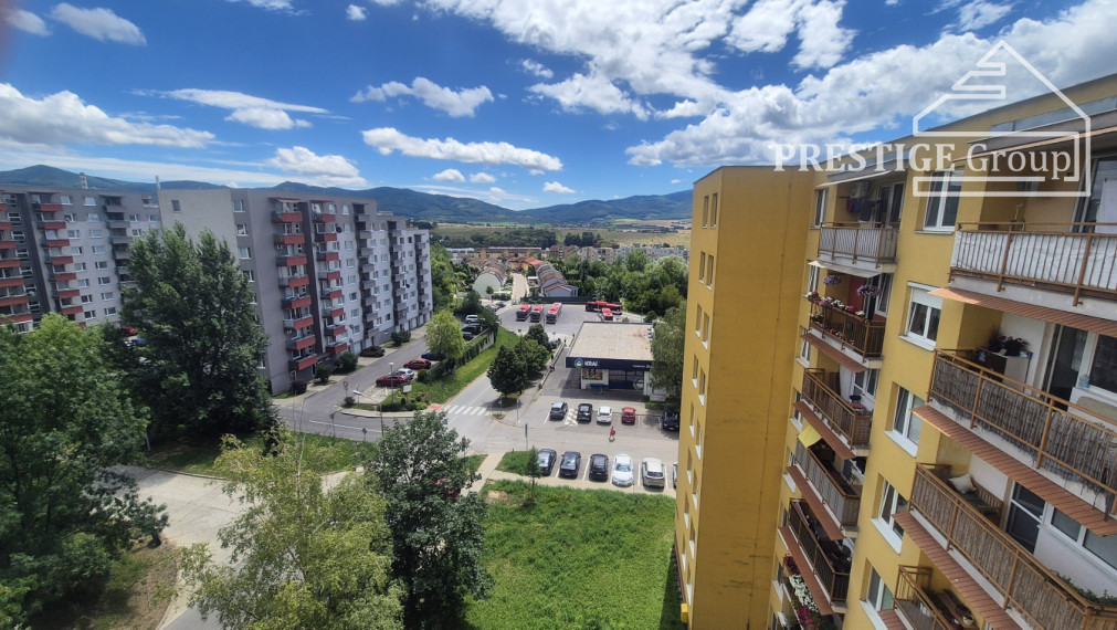 Štýlový 4-izbový byt s balkónom v Trenčíne – ihneď voľný